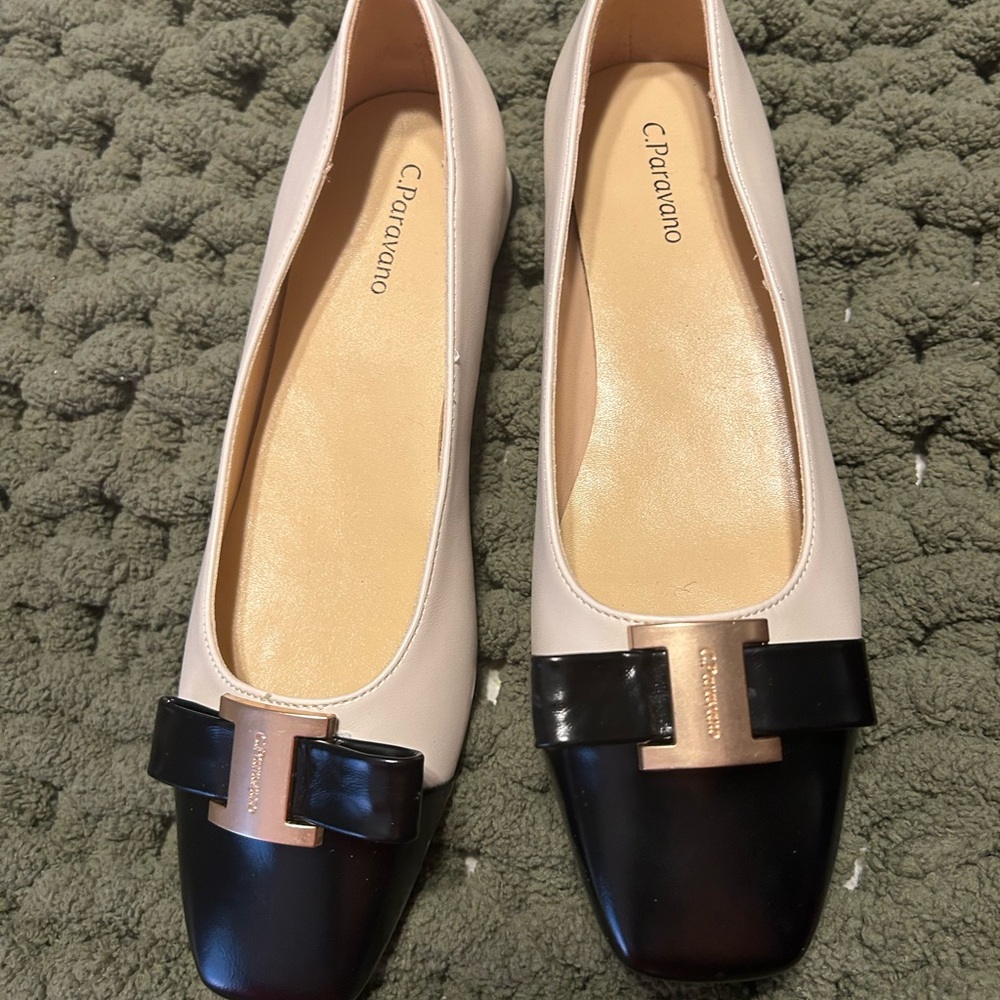 C.Paravano Black and Cream Ballet Flats with Bow Detail